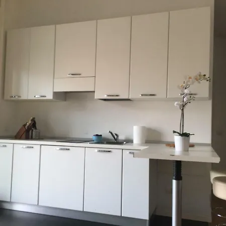 Lägenhet Rio M3 Sondrio E Stazione