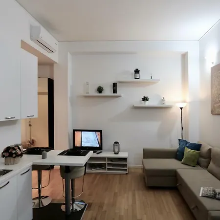 Rio M3 Sondrio E Stazione Apartamento